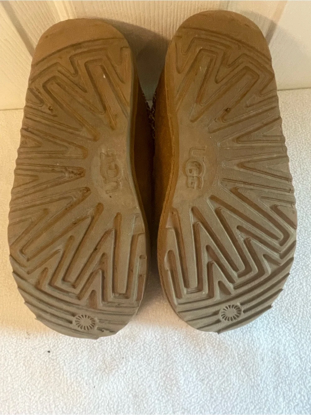 UGG Kids Chestnut Suede Slip-On Slippers with Braided Trim